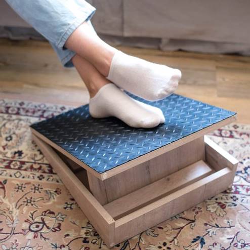 Why using an ergonomic adjustable footrest is vital for your workplace SpaceSave Slant Board 003 1