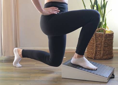 10 Effective exercises you can do with a slant board SpaceSave Slant Board 004